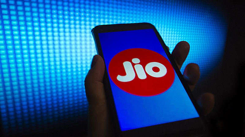 Reliance Jio 2GB Daily Data Plan most affordable price starts rupees 249 unlimited call check benefits