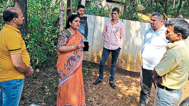 Pollution due to unauthorized projects in Nerur Sandhya Terse