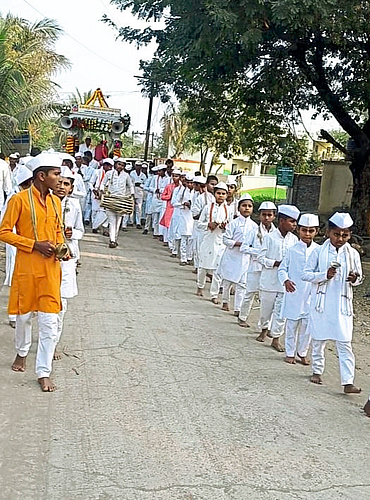 बाळोबाचीवाडीत मूर्तींची प्राणप्रतिष्ठापना