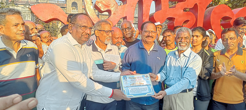 रंकाळ्याभोवती ५० लोकांच्या पाच प्रदक्षिणा