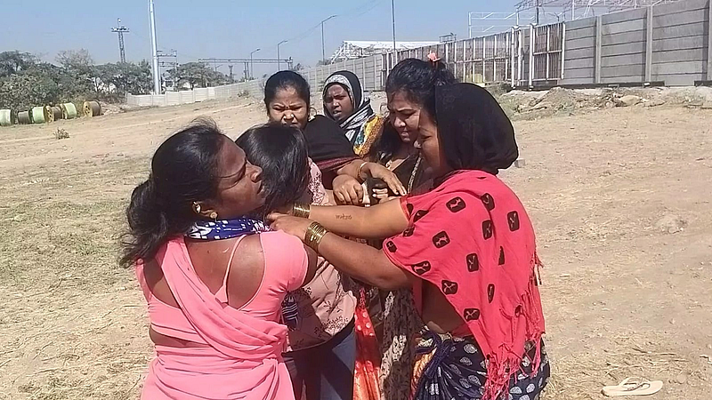 Crime News pune Woman beaten up in Lohgaon due to land dispute