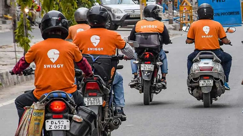 Swiggy Annual Report 2022 man from Pune ordered a meal worth Rs 71000 for his colleagues at once