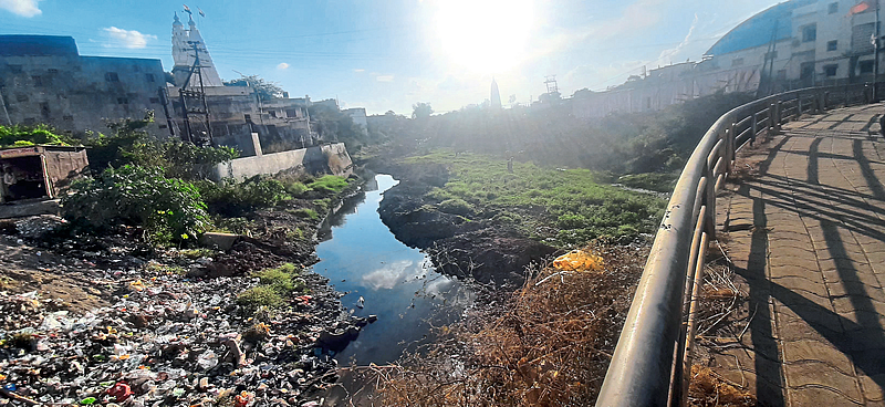 Shakambari River, which has been traveling more than 20 km in a meandering way, is in a bad condition at nandgaon
