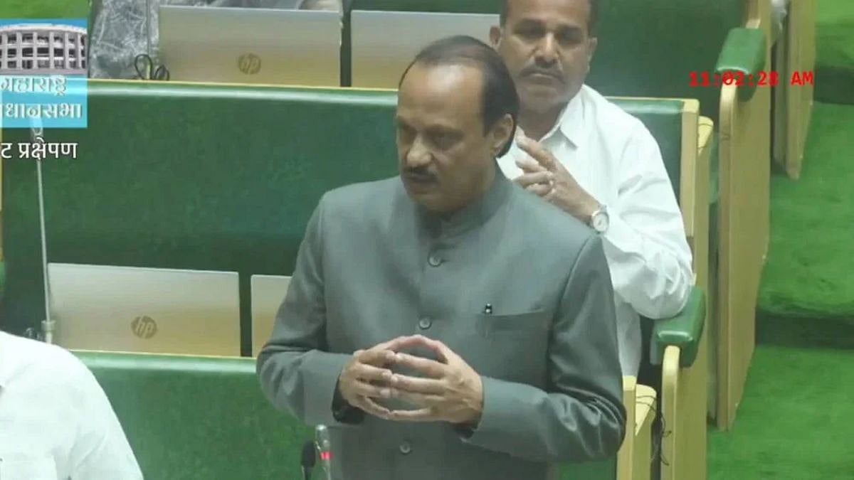 अजित पवारांनी अधिवेशनाच्या पहिल्याच दिवशी शिंदे सरकार मधील मंत्रिमंडळालाच झापलं