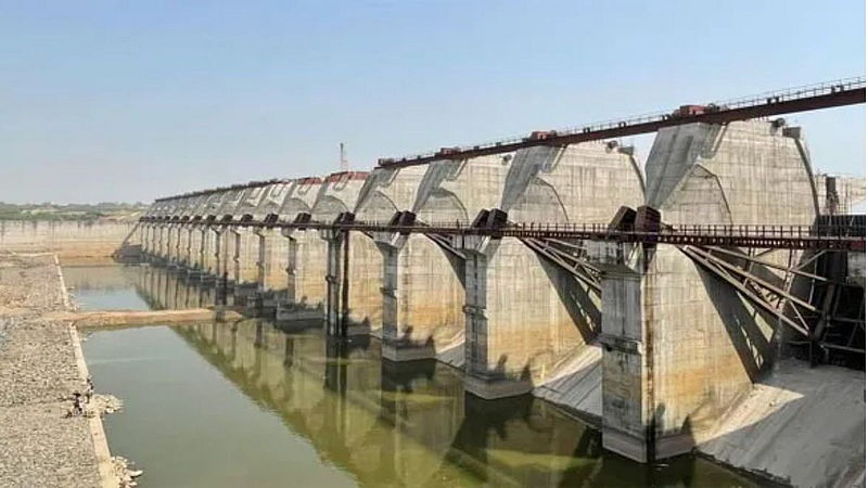 Jalgaon Dam Construction