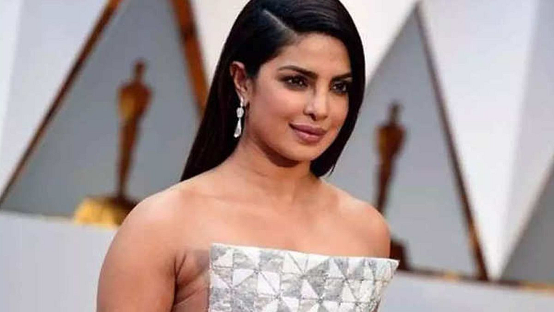 Priyanka Chopra Faced body shaming because of her complexion in bollywood