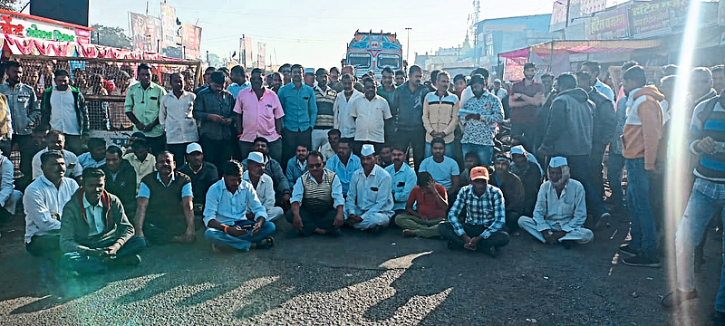 Naitale: Rasta Roko protest by angry villagers after desecration of Ganesha idol here