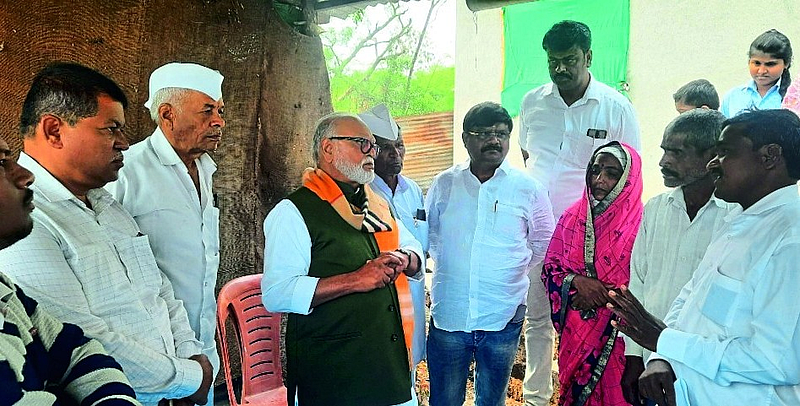 MLA Chhagan Bhujbal while questioning the family of deceased Gayatri.