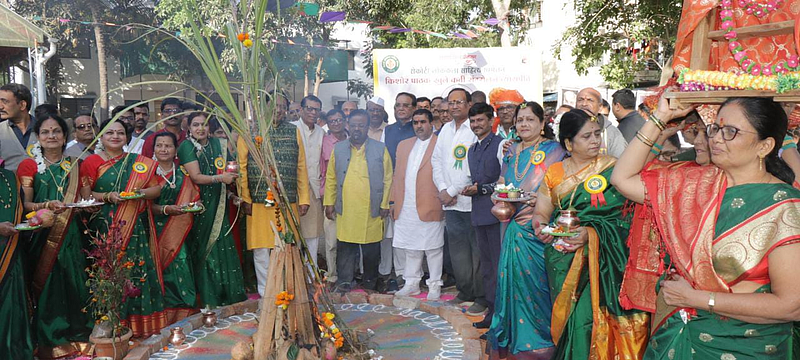 Dr. Shankar Borade, Balasaheb Magar, Dr. while inaugurating the All India Folk Art Literature Conference on Saturday Ganesh Chandanshive, Dr. Prashant Patil, Sanjay Karanjkar Jha Vijay Hake etc