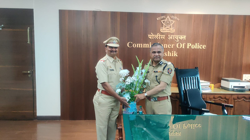 Dattatray Kadnor with Nashik Police Commissioner Ankush Shinde