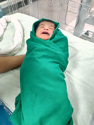 कचऱ्याच्या ढिगावर आढळले नवजात अर्भक