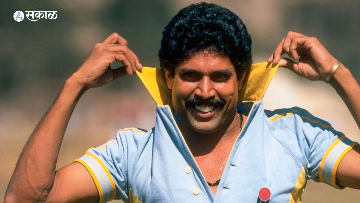 5 कपिल देव (Kapil Dev)
भारताचे महान अष्टपैलू खेळाडू आणि वेगवान गोलंदाज कपिल देव यांनी भारताला 1983 चा वर्ल्डकप जिंकून दिला होता. त्यांनी आपल्या दीर्घ कारकिर्दित 131 कसोटी आणि 225 वनडे सामने खेळले. इतके सामने खेळूनही त्यांच्या नावावर एकही नो बॉल नाही.