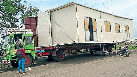 marriage at moving container it Can accommodate 200 grooms aurangabad