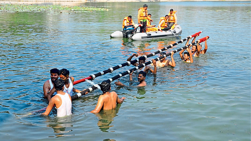 श्री सिद्धेश्वर तलावात