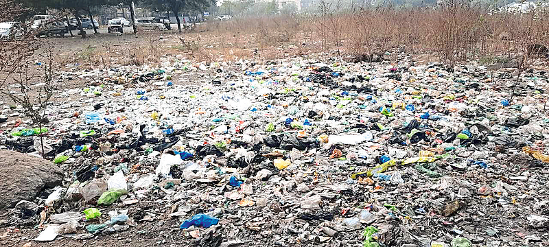 Dhule: Garbage in Here Government Medical College area