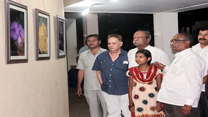 vinayak dada 1.jpg