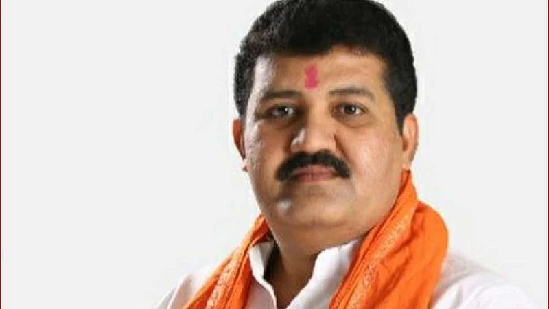 Breaking | पूजा चव्हाण मृत्यूप्रकरणी मंत्री संजय राठोड यांचा राजीनामा