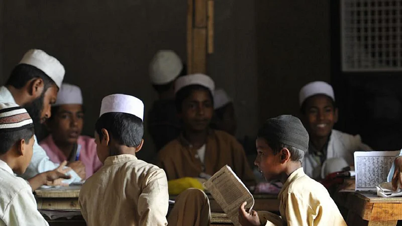 मोदींचा ‘सब का विश्वास’ हे ढोंग आहे हे मान्य करावे; 'मदरसे बंद'च्या भूमिकेवरून कॉंग्रेसची टीका