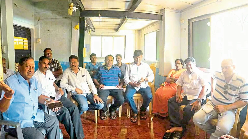 Villagers Support Nanar Refinery Ilog Port Project Ratnagiri Marathi News
