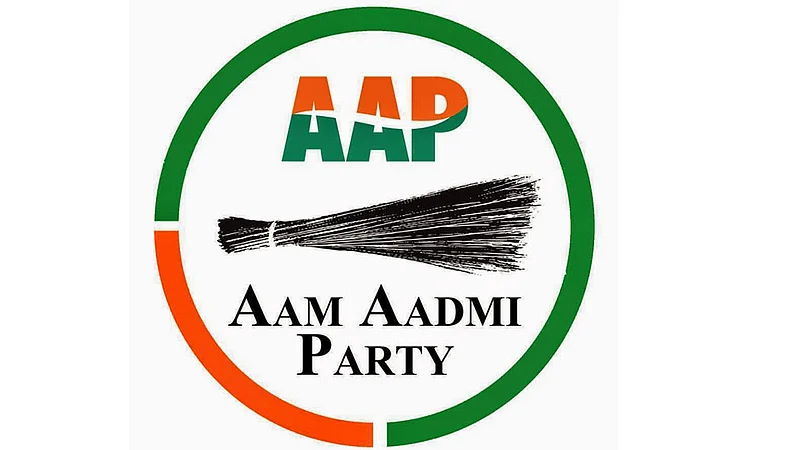 Trinamool Congress supports AAP in Delhi polls