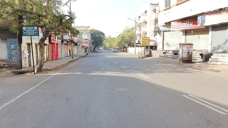 Video : ...अन् बारामती थबकली!