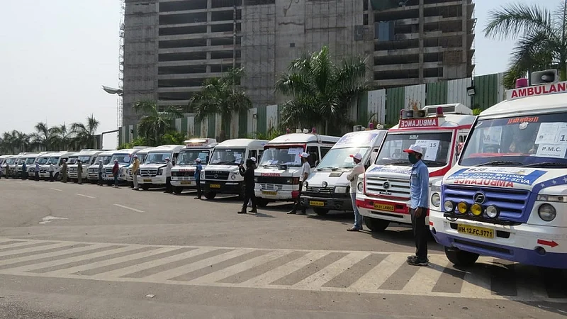 Examination of more than 1 lakh citizens in the state through Mobile Dispensary during lockdown