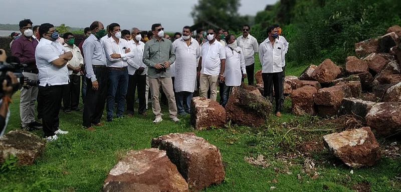 Sambhaji Raje inspects Vijaydurg fort konkan sindhudurg
