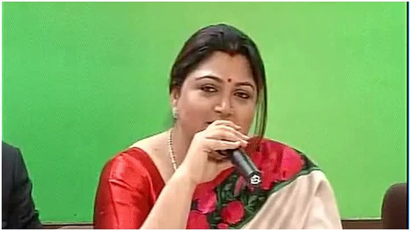 Khushbu Sundar main.jpg