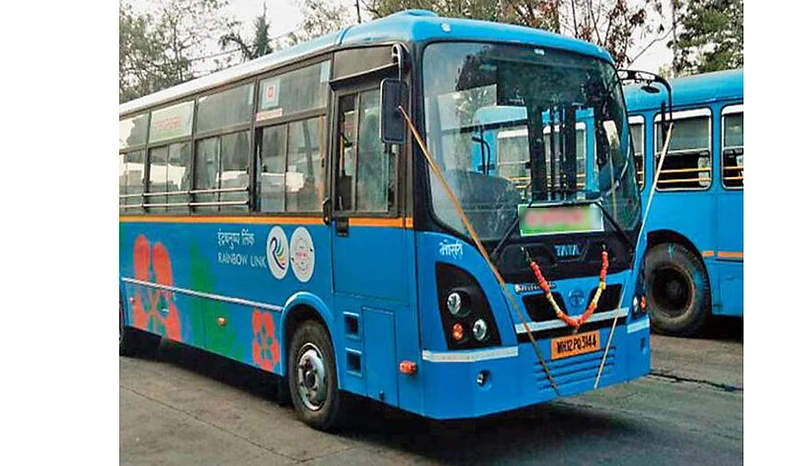 Now Travel In Pune City by Midi Bus in 10 rupees only