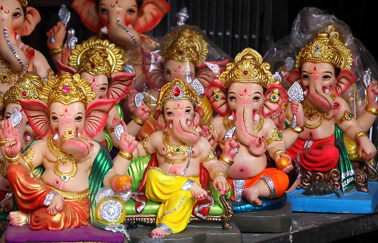 Plaster of Paris Ganesh Idol