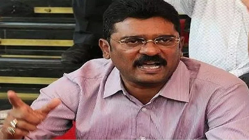 प्रताप सरनाईक मुंबईबाहेरुन आल्यानं क्वारंटाईन, ईडीला विनंती पत्र सादर करणार}