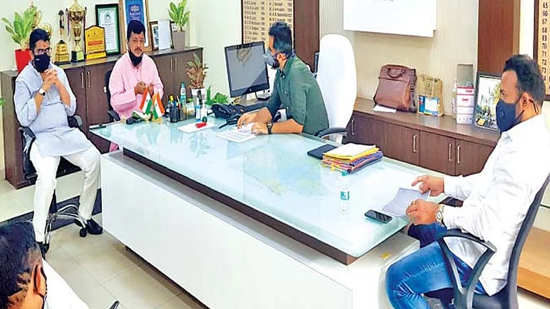 ठाकरे सरकार निश्चित परभणीतला शब्द पाळतील : प्रवीण दरेकर