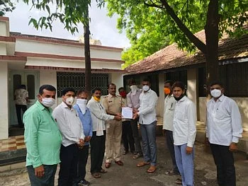 चक्क...कोरोना बाधित मृत महिलेच्या अंगावरचे सोने लंपास !
