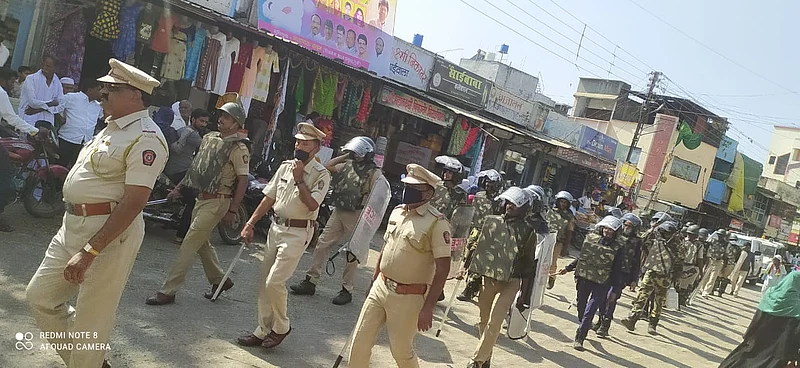 The police system is ready for the Gram Panchayat elections in Parbhani district.jpg