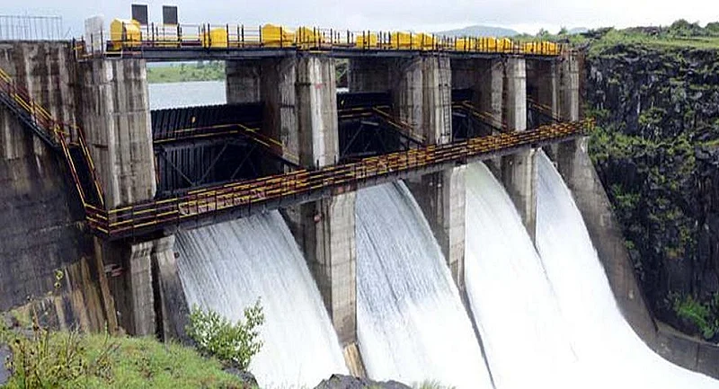 What is the result of the agitation of Bhama Askhed project victims