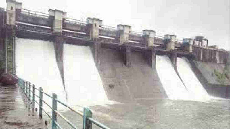 मुंबईकरांसाठी आनंदाची बातमी, तलावक्षेत्रात पावसाची जोरदार हजेरी