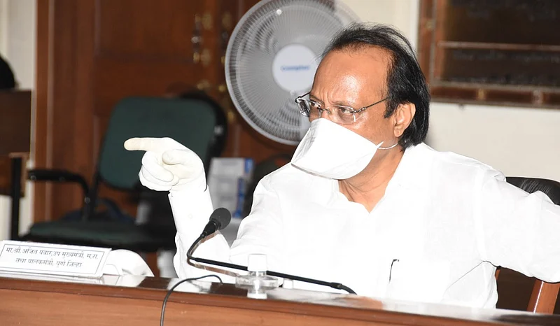 पुण्यातील लाॅकडाउनबाबत मोठा निर्णय; अजित पवारांनी काय दिले संकेत?