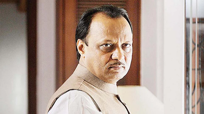 अजित पवार म्हणाले, 'सच्चा सहकारी गमावला'; नगरसेवक जावेद शेख यांना वाहिली श्रद्धांजली