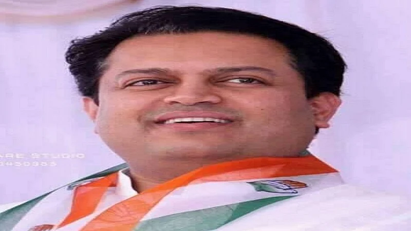 amit deshmukgh.jpg