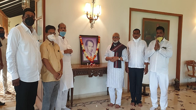 annabhau sathe.jpg