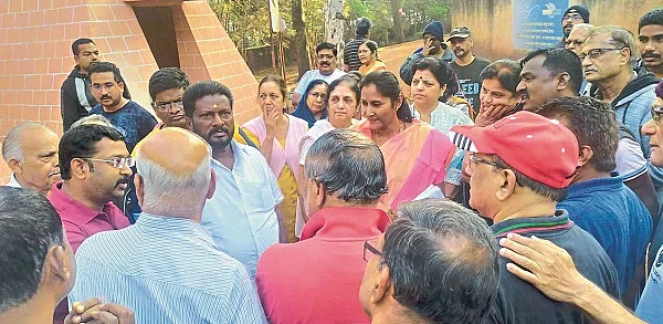 Bapat Mall will not rent the park