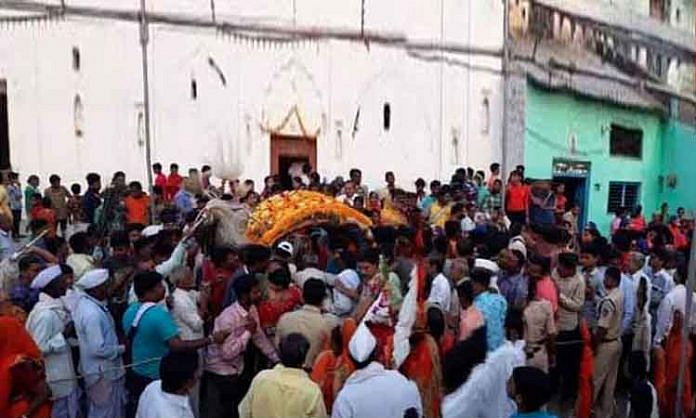 Akola News: Celebrations of political rallies, but the palanquin procession fell short