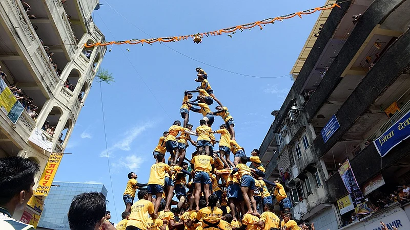 गोविंदांच्या विम्यासाठी नेत्यांचा पुढाकार
