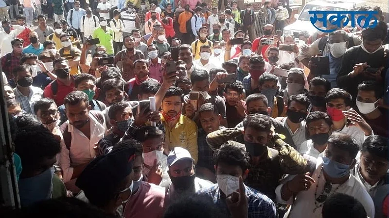 problem face by students in dapoli center not declared by a exam center}