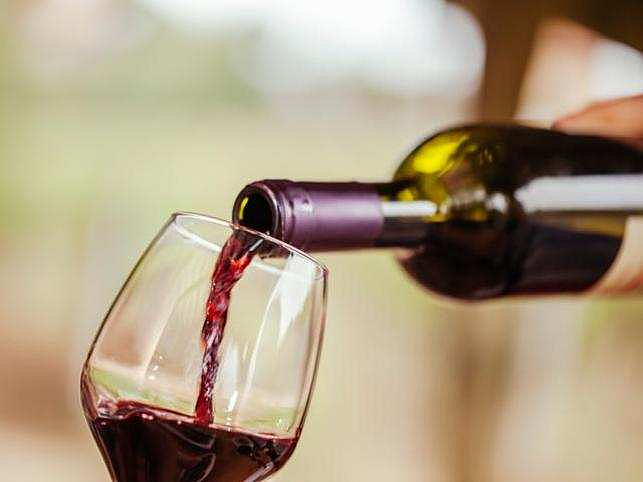 1 crore 67 lakh liters of Alcohol sold in last five months