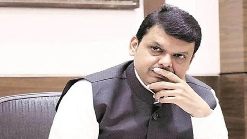 देवेंद्र फडणवीसांना आणखीन एक मोठा धक्का, जलयुक्त शिवाराची SIT चौकशी होणार