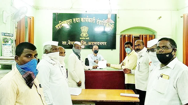 Statement to Tehsildar in Nevasa for reservation of Dhangar Samaj