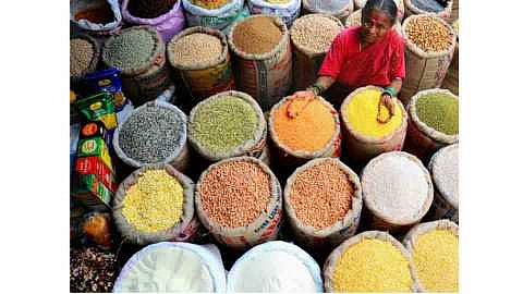 Open auction of Bhusar goods at Sangamner Bazar Samiti
