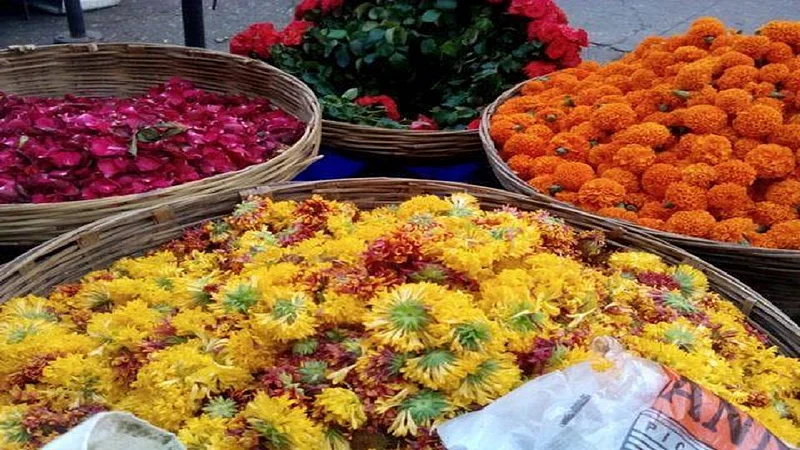 flower market.jpg