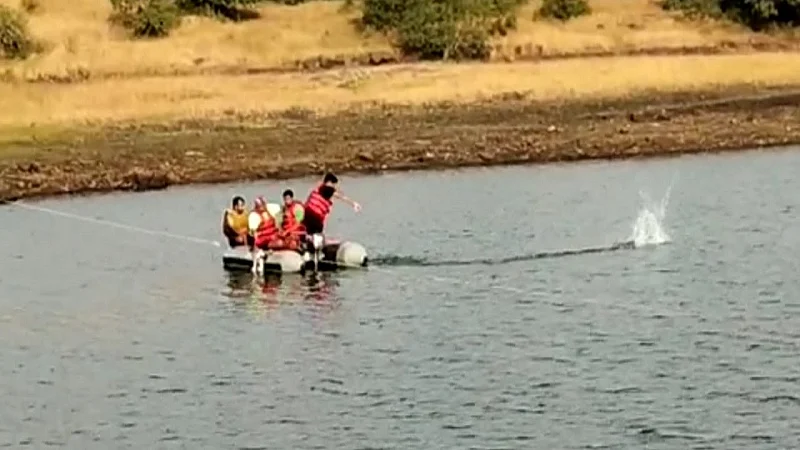 found body of a young man who drowned in Tungarli dam after three days